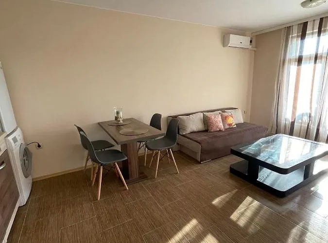 Rich-3 Sp Apartmanhotel