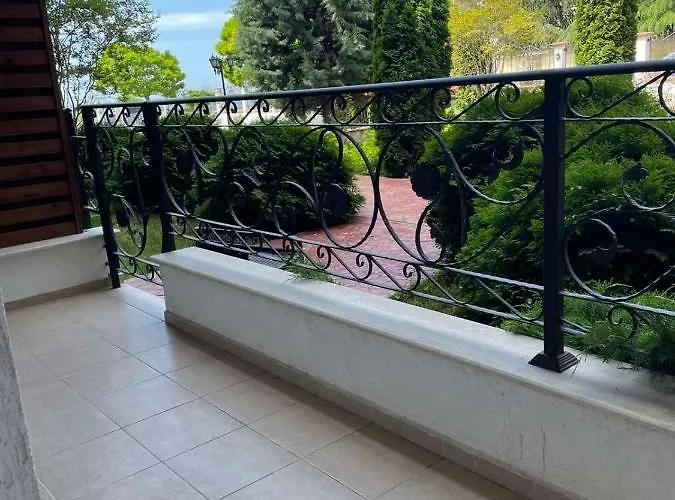 Apartmanhotel Rich-3 Sp