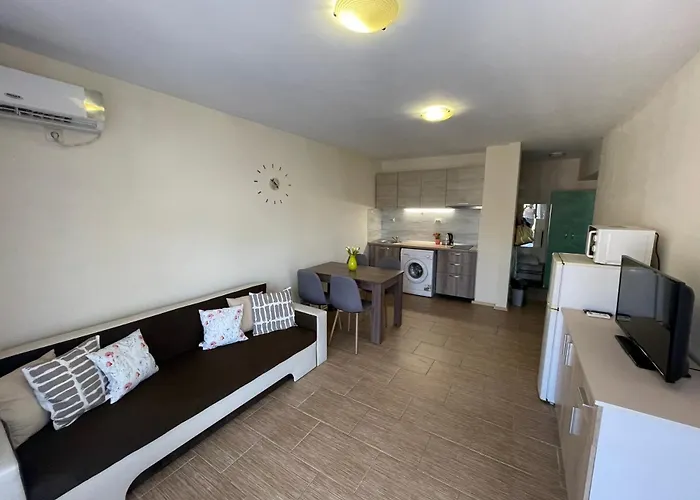 Rich-3 Sp Apartmanhotel