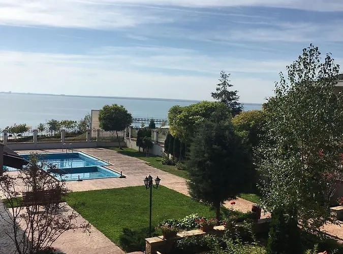 Rich-3 Sp Apartmanhotel