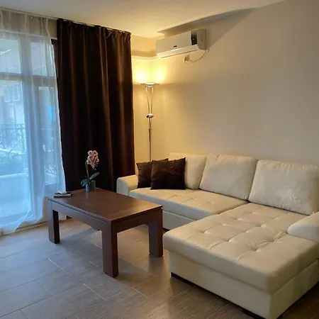 Rich-3 Sp Lägenhetshotell 3*