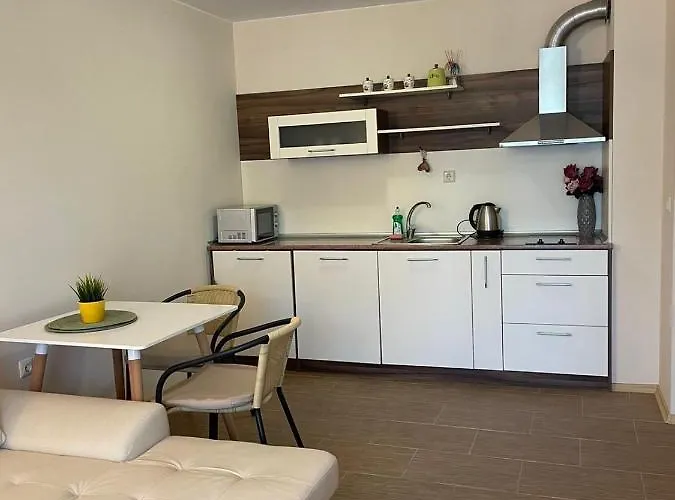 Апартхотел Rich-3 Sp Равда